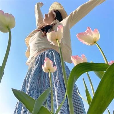 夏日午后的初缠爱恋